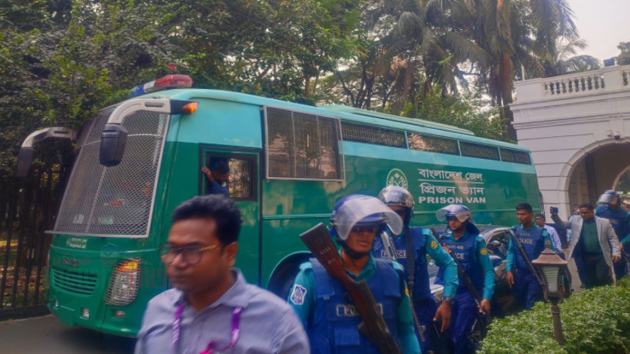 মানবতাবিরোধী অপরাধ : ট্রাইব্যুনালে ১৩ সেনা কর্মকর্তা