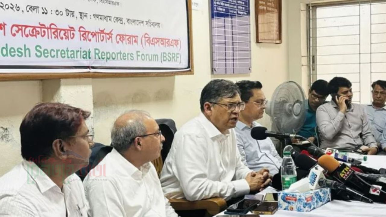 শেখ হাসিনার ফেরার গুঞ্জন নিয়ে যা বললেন স্বরাষ্ট্রমন্ত্রী