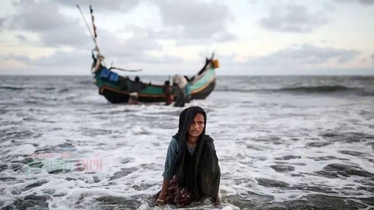 বঙ্গোপসাগরের মিয়ানমার উপকূলে ২ নৌকাডুবি : ৫৩০ রোহিঙ্গা নিহত