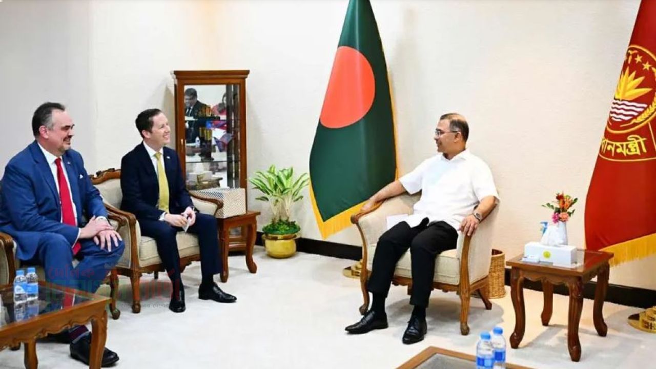 প্রধানমন্ত্রীর সঙ্গে যুক্তরাষ্ট্রের বিশেষ দূত সার্জিও গরের সাক্ষাৎ