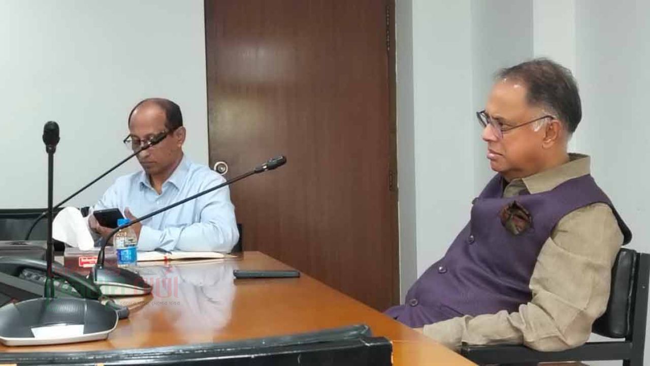 এলপিজির কৃত্রিম সংকট হলে ব্যবস্থা, ডিসিদের নজরদারির নির্দেশ