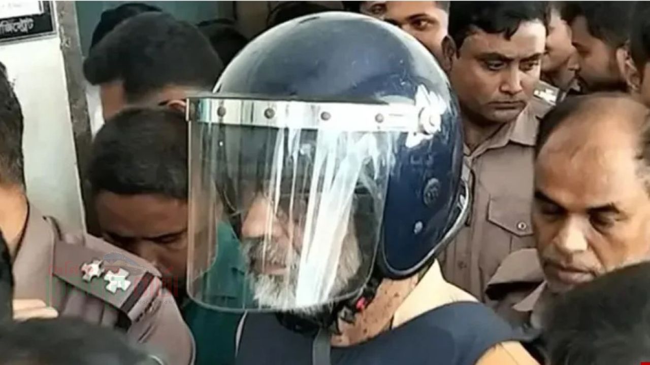 আখতারুজ্জামানকে কারাগারে পাঠানোর নির্দেশ, আদালতকক্ষে হট্টগোল