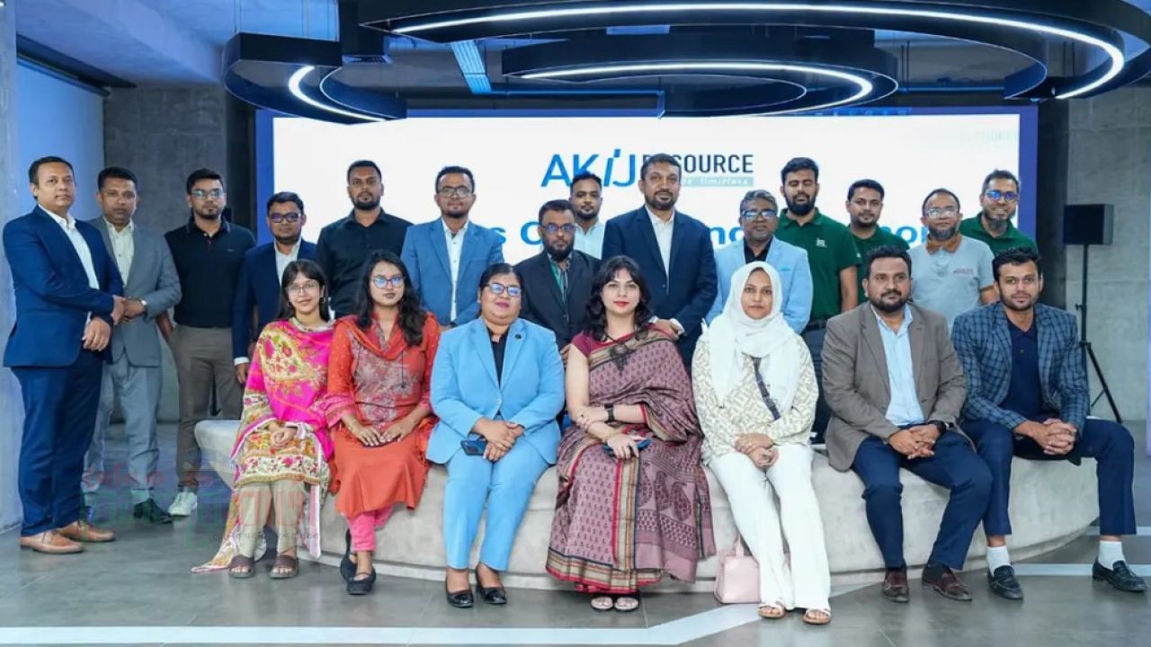 কৌশলগত অংশীদারত্বে কর্মীদের কল্যাণে নতুন উদ্যোগ আকিজ রিসোর্সের